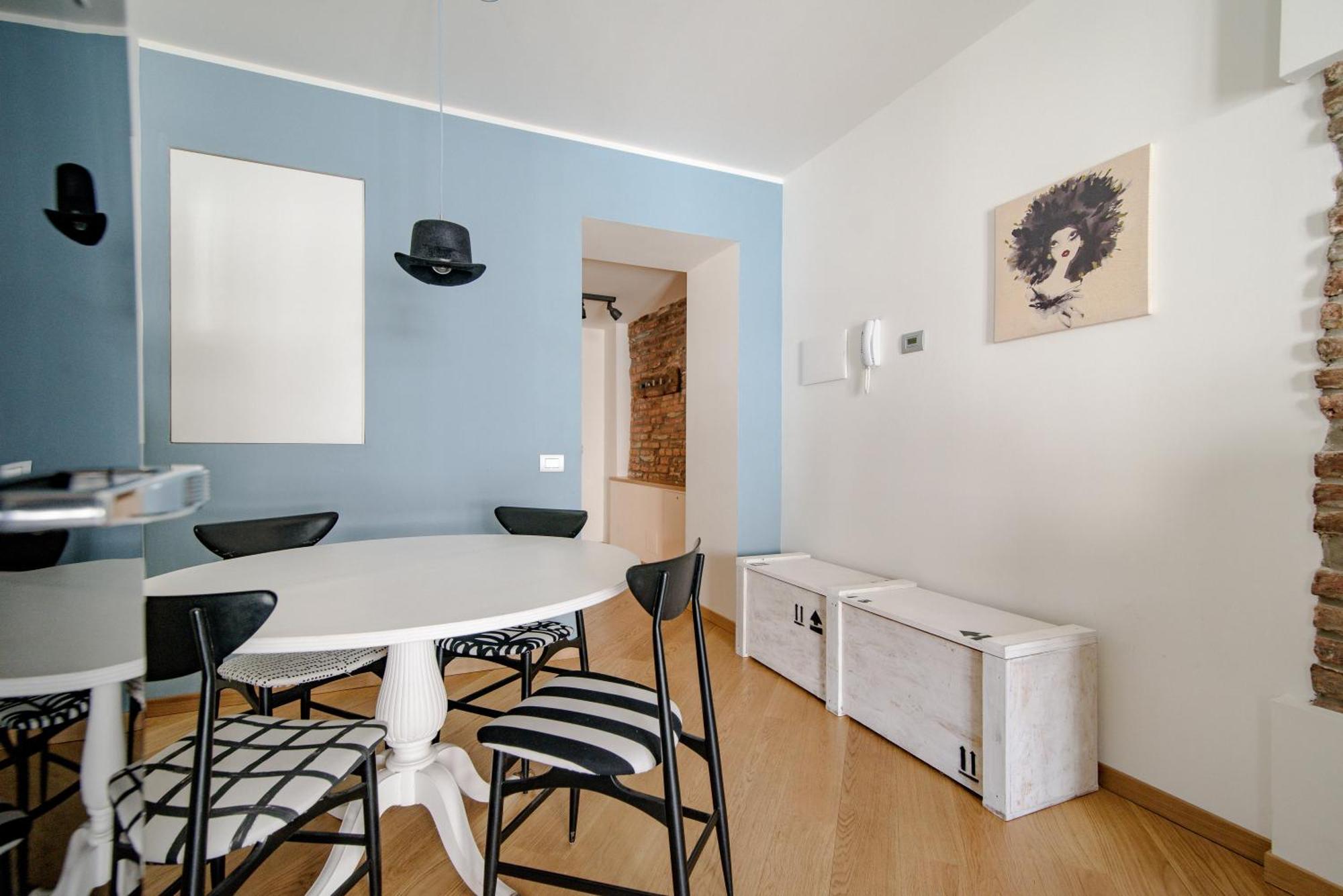 Gem Of The Lake - Luxury Apartment Como Old Town Exteriör bild